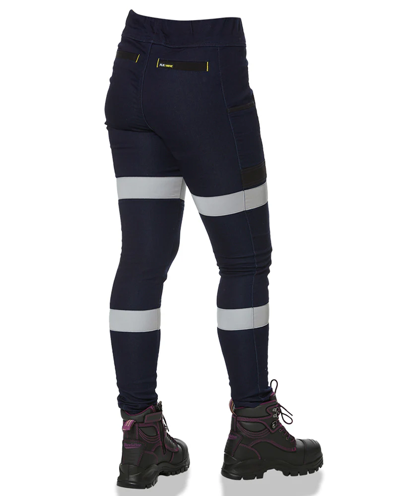 Women's Flex and Move Biomotion Taped Jeggings - Navy - Image 5