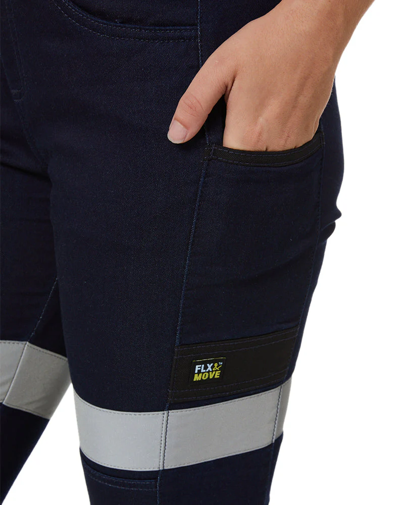 Women's Flex and Move Biomotion Taped Jeggings - Navy - Image 6