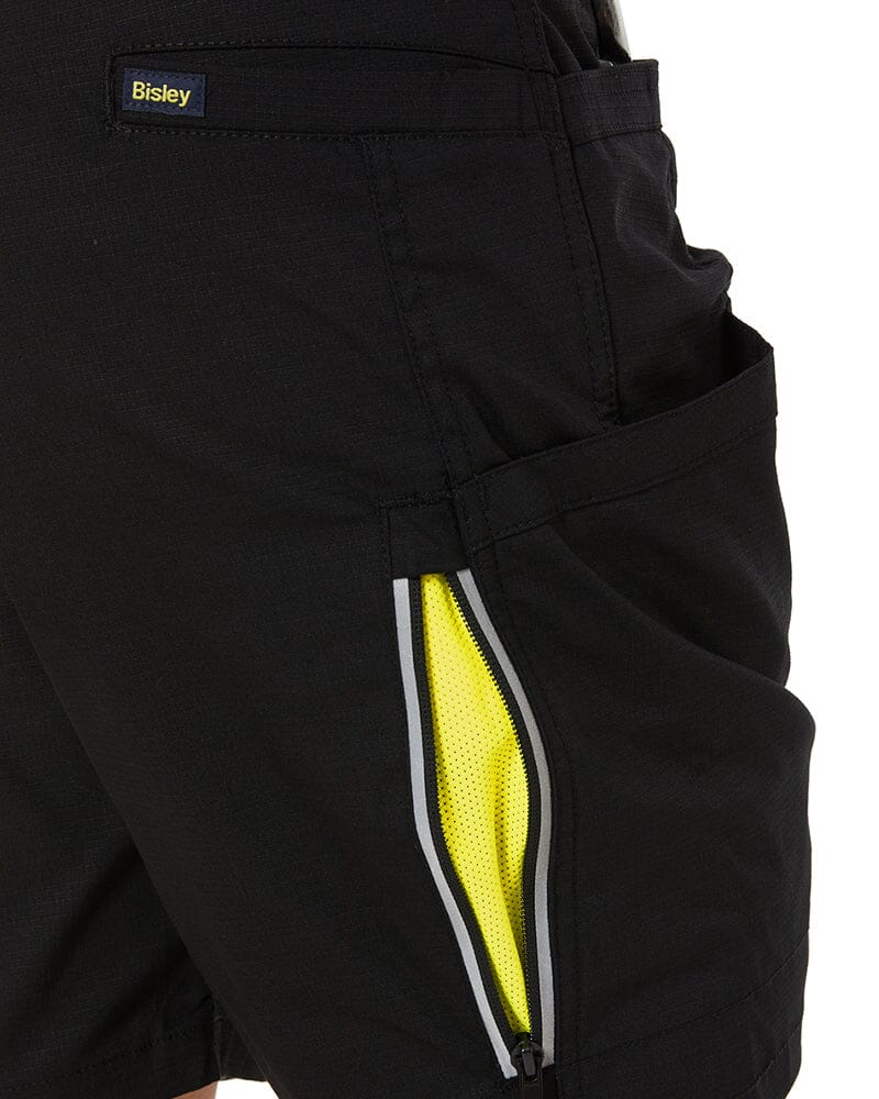 Womens X Airflow Stretch Ripstop Vented Cargo Short - Black - Image 6